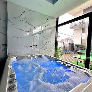 Hotel Luxmani &, Tbilisi