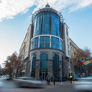 Queen Hotel
